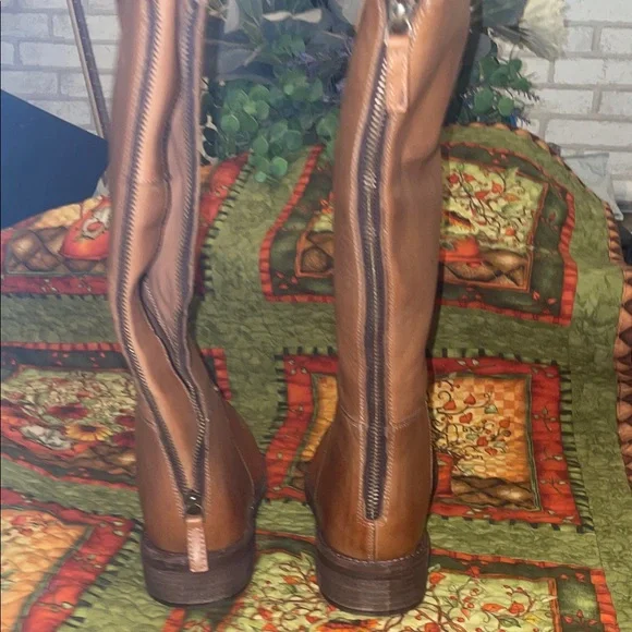 #62 Free People Over Knee Leather Boots sz 8  NWOT zipper &mini buckle in back . - Picture 4 of 8